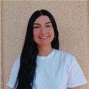 Titulada en estadística imparte clases de matemáticas